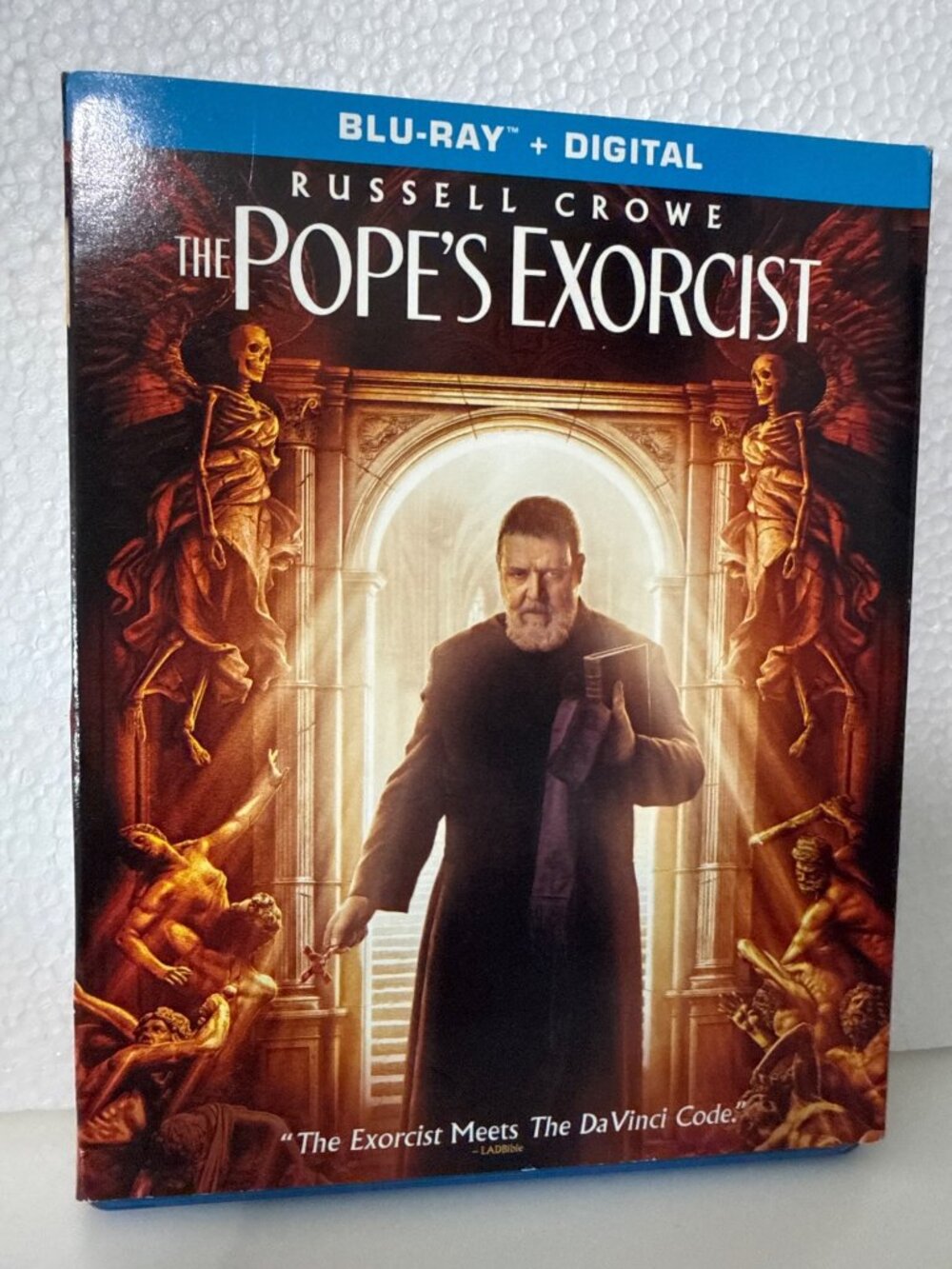 Russell Crowe The Popes Exorcist Blu-Ray Digital Movie Combo